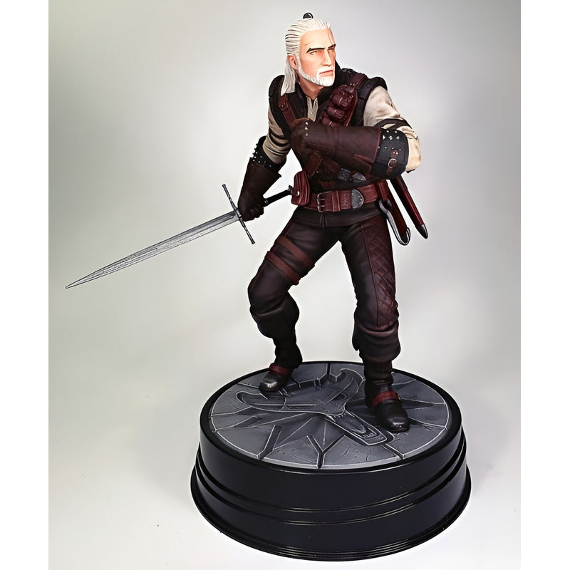 Geralt The Witcher 3 Wild Hunt Dark Horse Figure