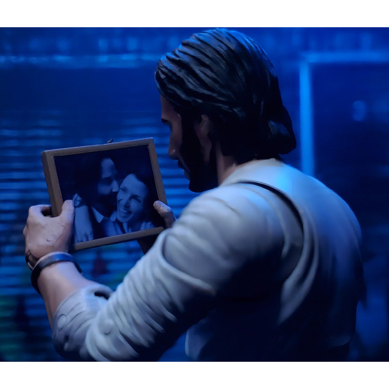 Figura Acción Articulada John Wick Diamond Select Toys Marvel